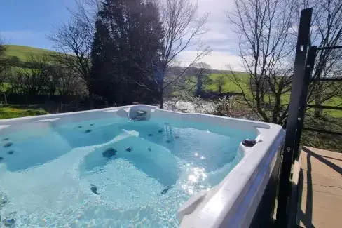 Private Hot Tub at Cefn-nant Lodge, Powys