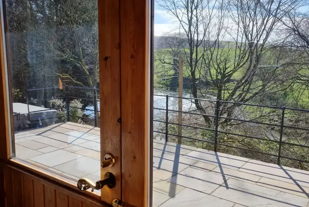 Patio area at Cefn-nant Lodge