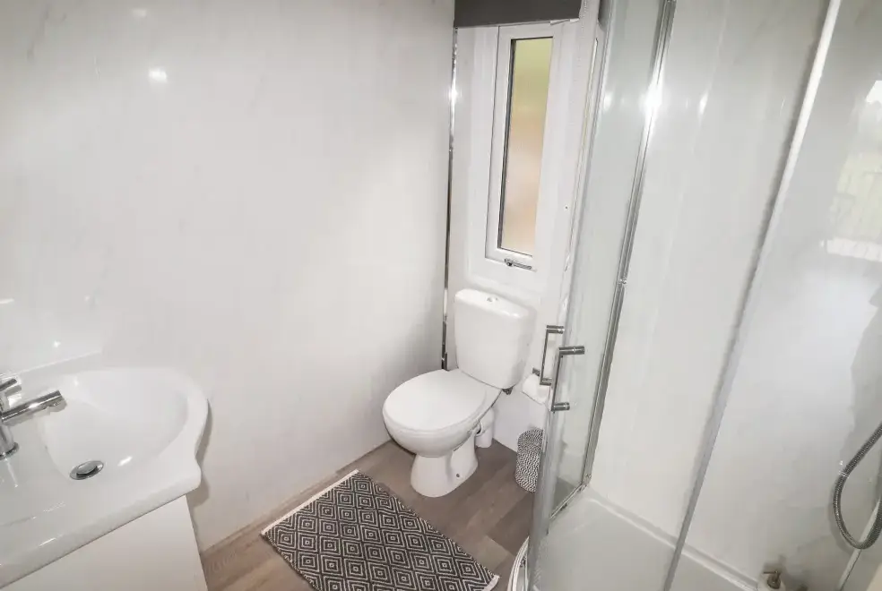 Shower room at Celyn Lodge