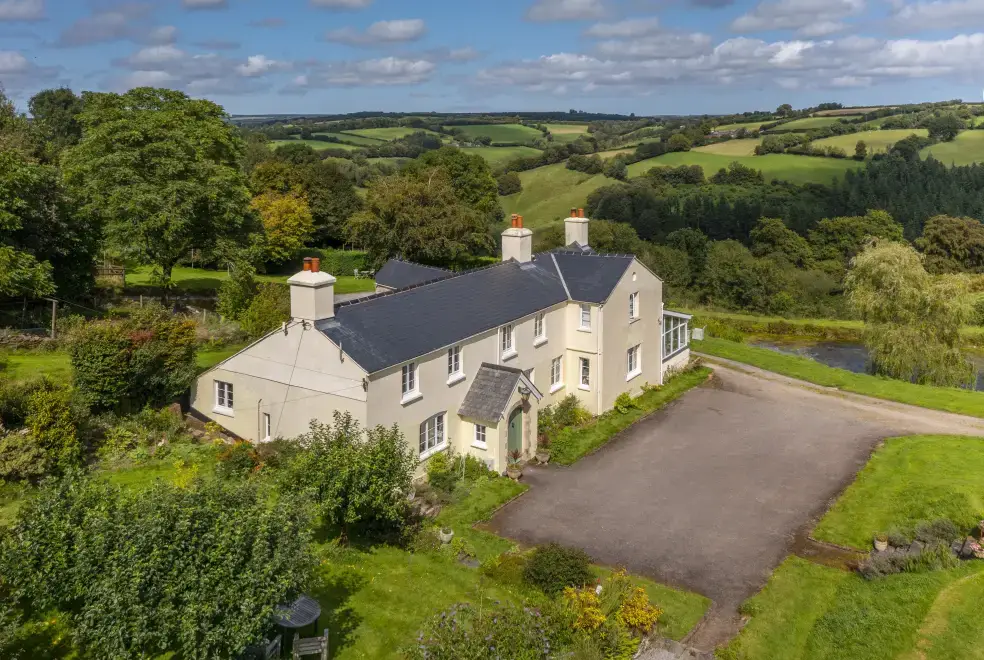 Countryside views at Charming Sleeps 4 Farmstay