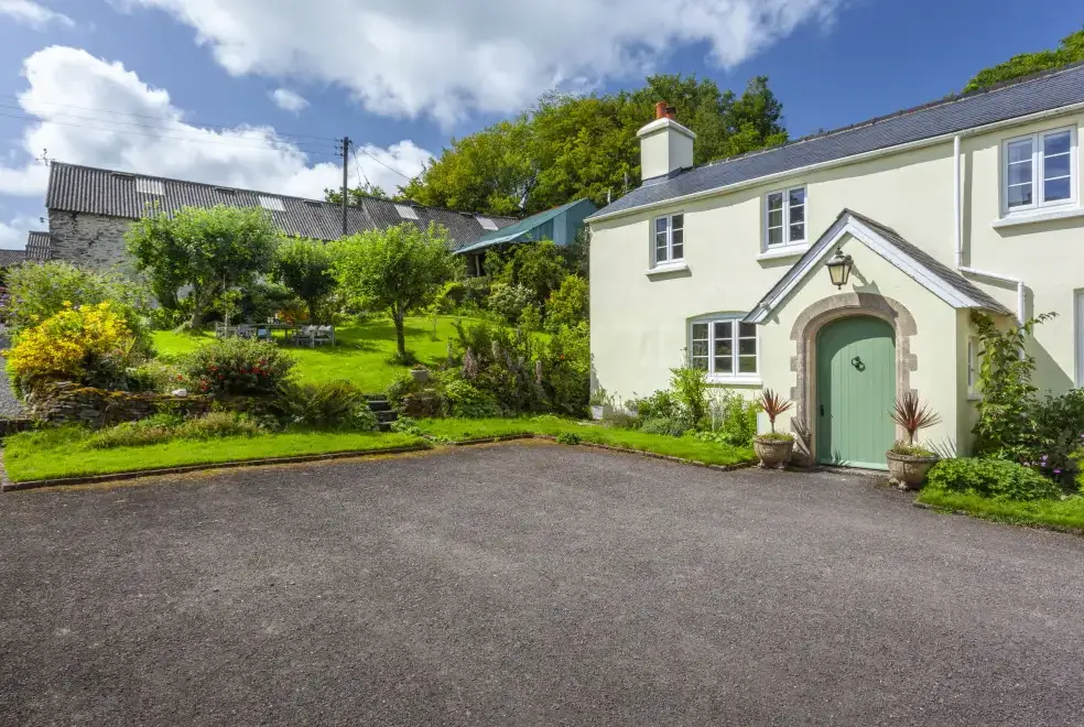 Charming Sleeps 4 Farmstay, from the outside