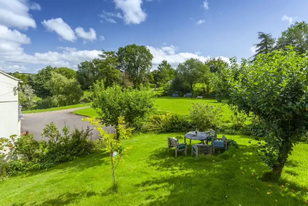 Garden at Charming Sleeps 4 Farmstay