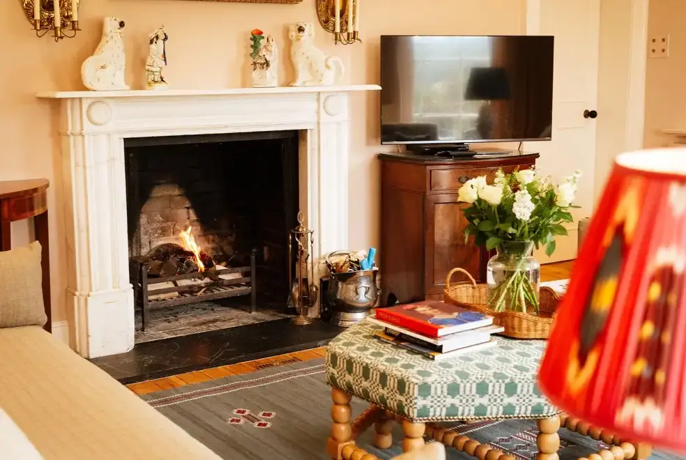 Lounge at Churchill House