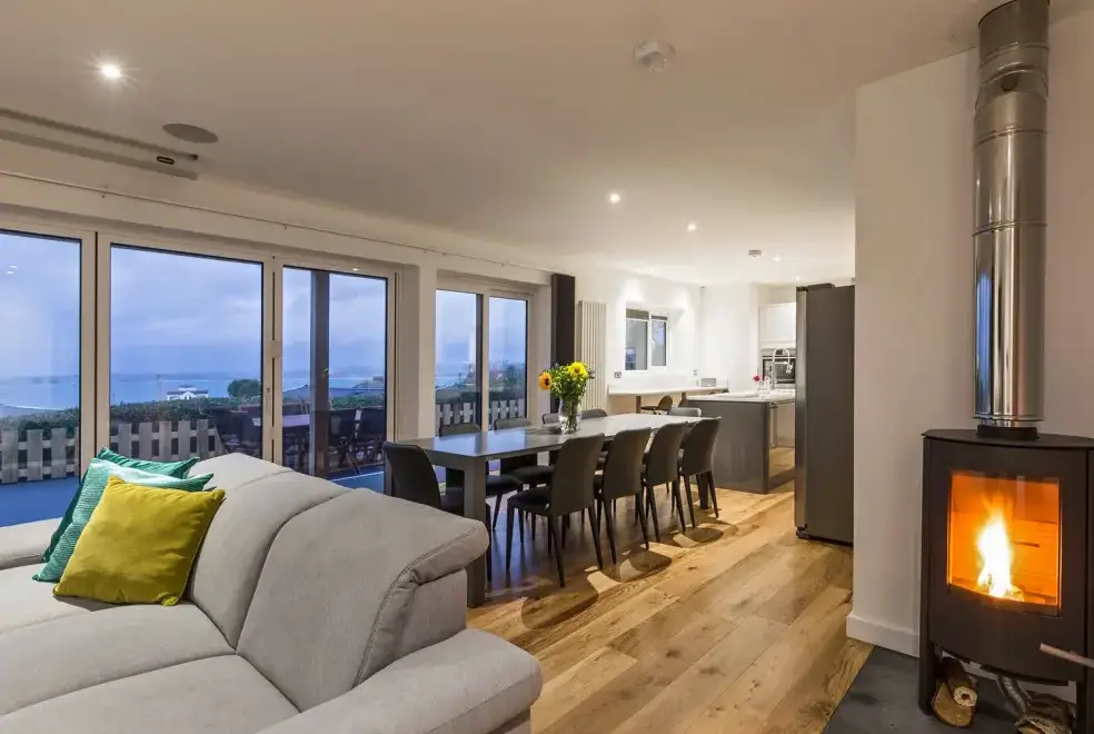 Open plan living area at Chy Lowen