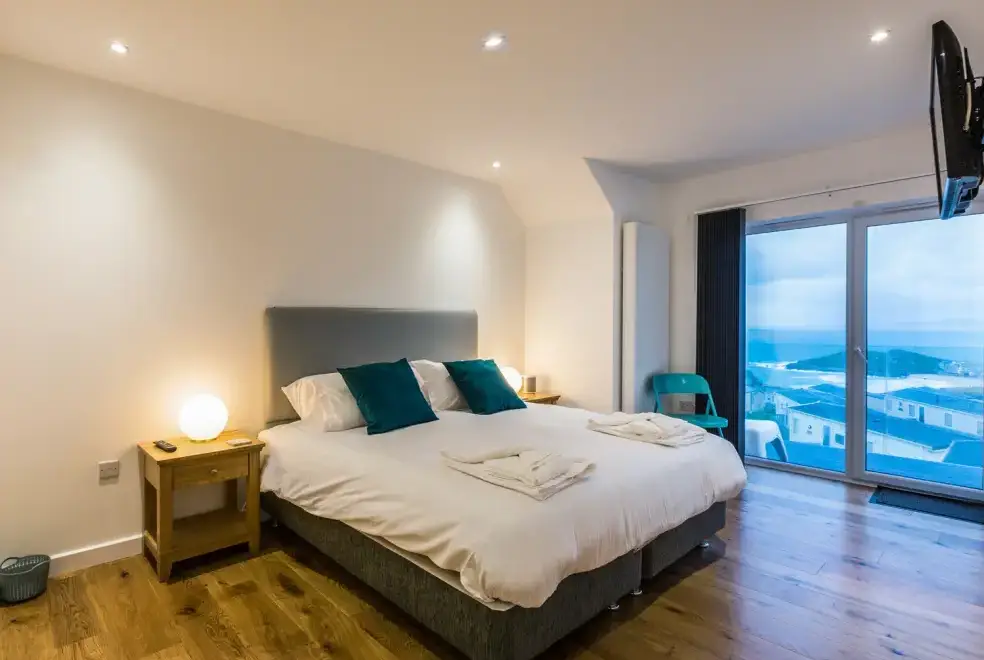 Bedroom at Chy Lowen