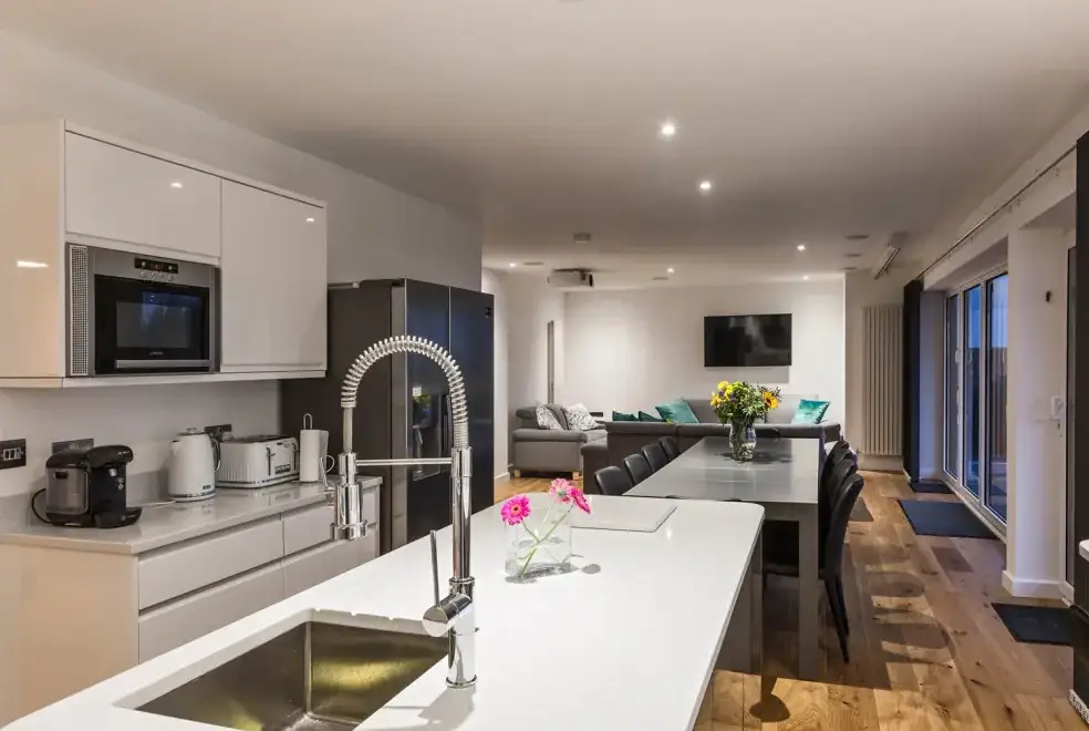 Open plan living area at Chy Lowen