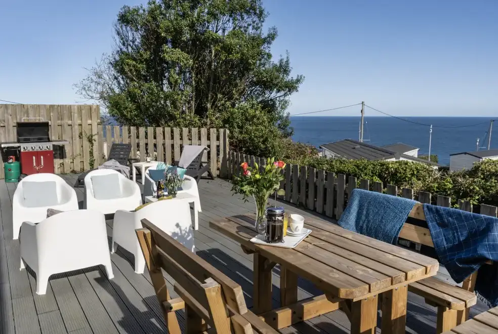 Decked area at Chy Lowen