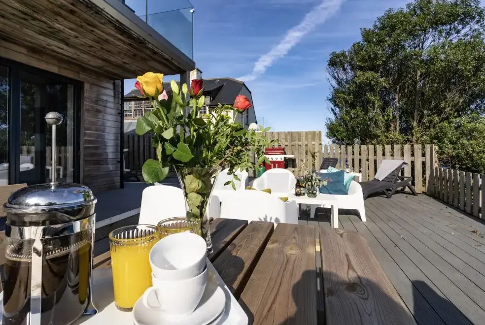 Decked area at Chy Lowen