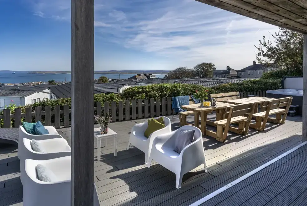 Decked area at Chy Lowen