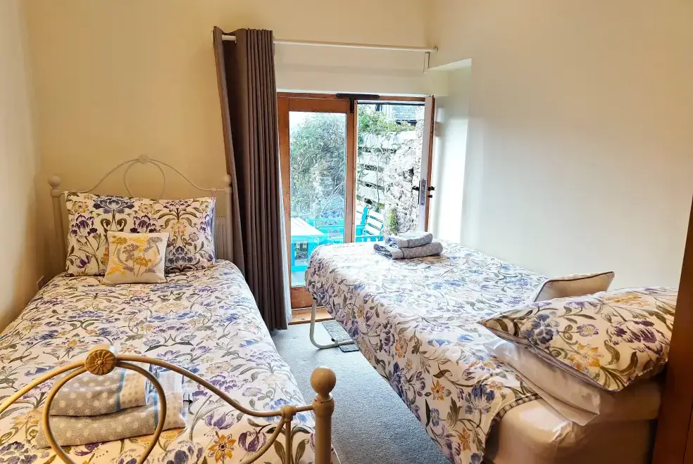 Bedroom at Cider House at Nutcombe Cottages