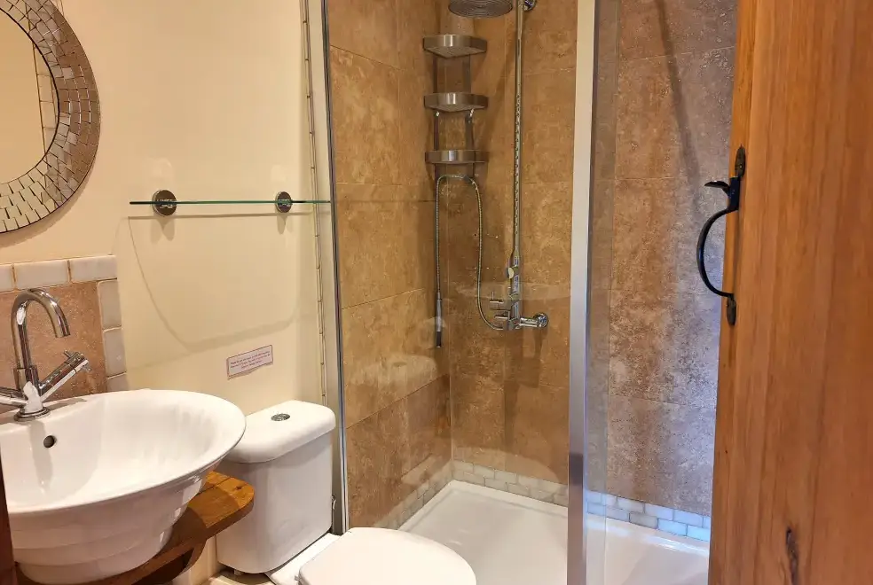 Ensuite bathroom at Cider House at Nutcombe Cottages