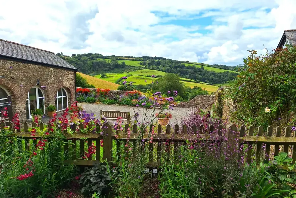 Garden at Cider House at Nutcombe Cottages