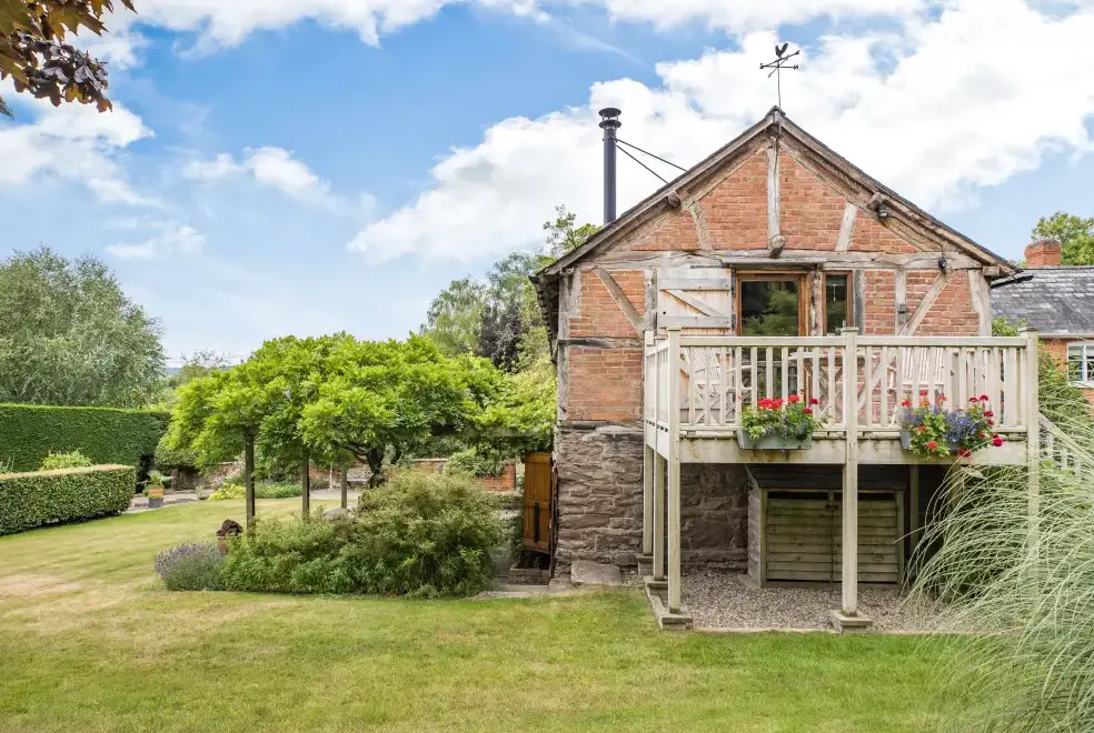 Cider Mill Country Cottage, from the outside