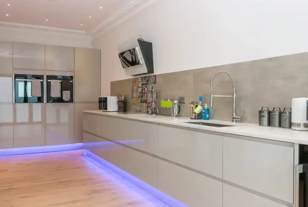 Luxury kitchen at Cliffhanger House