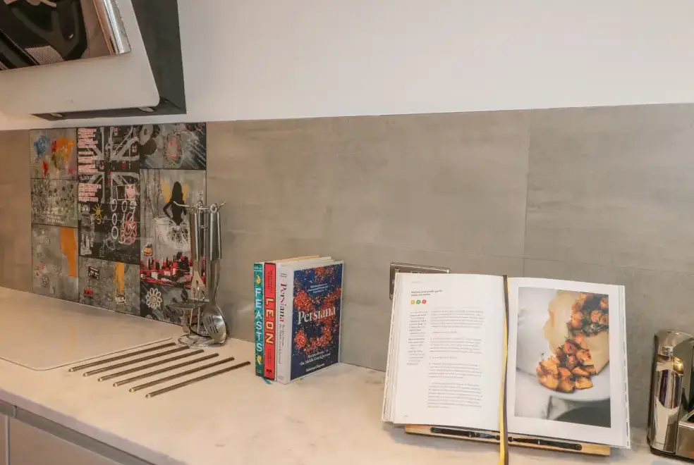 Well equipped kitchen at Cliffhanger House