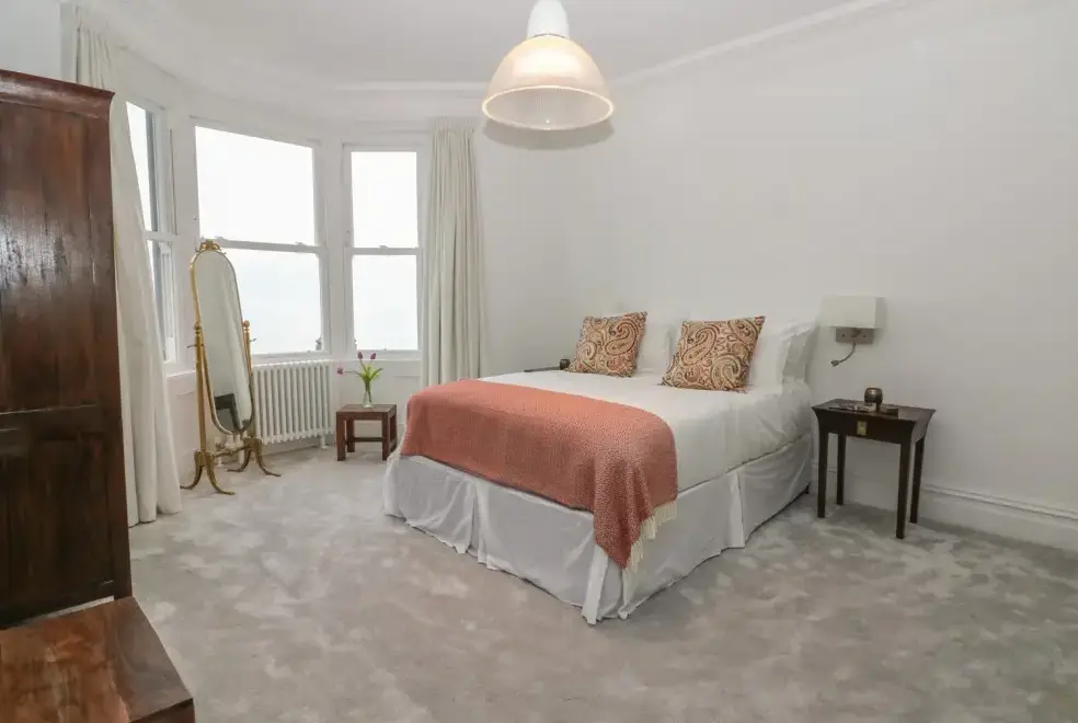 Bedroom at Cliffhanger House