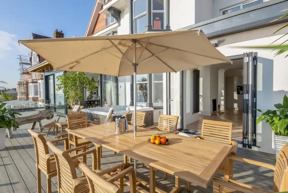 Decked area at Cliffhanger House