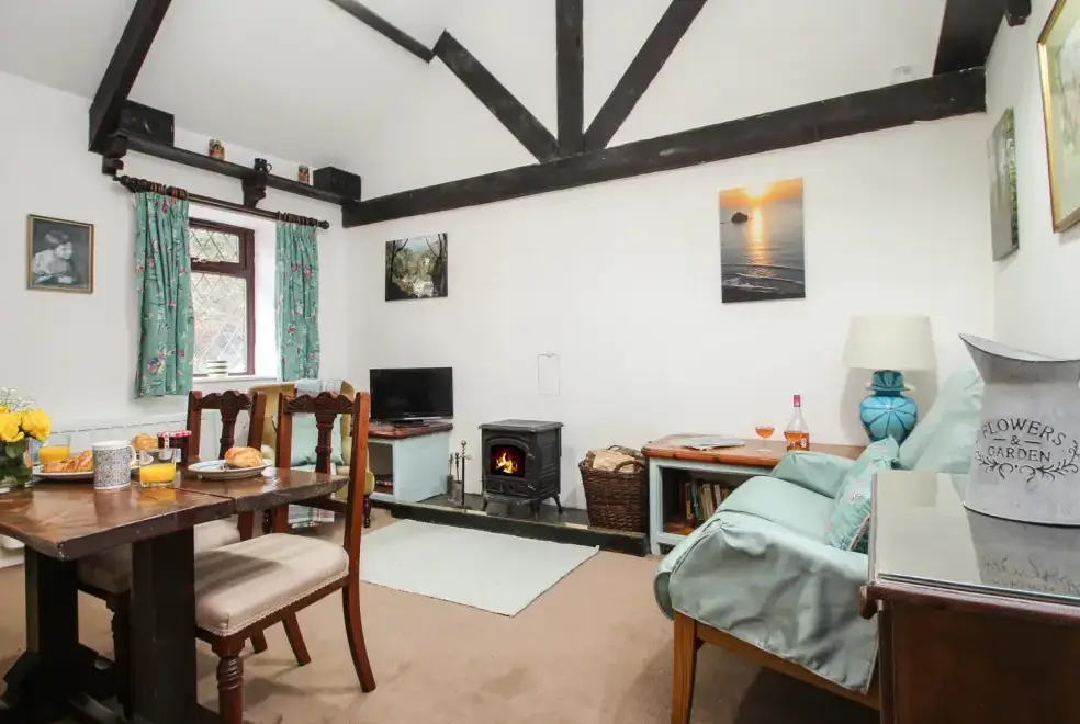 Lounge at Coachman's