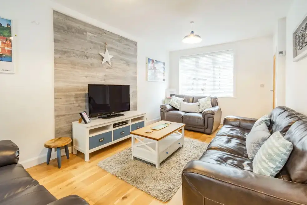 Lounge at Coastal Cottage near the Quayside