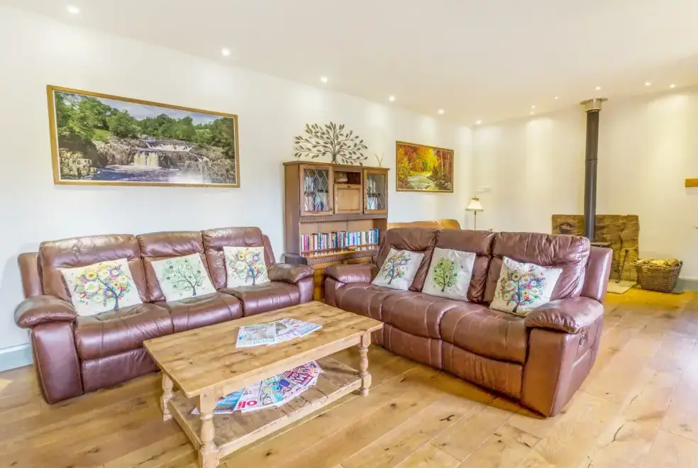 Lounge at Cobblers Barn