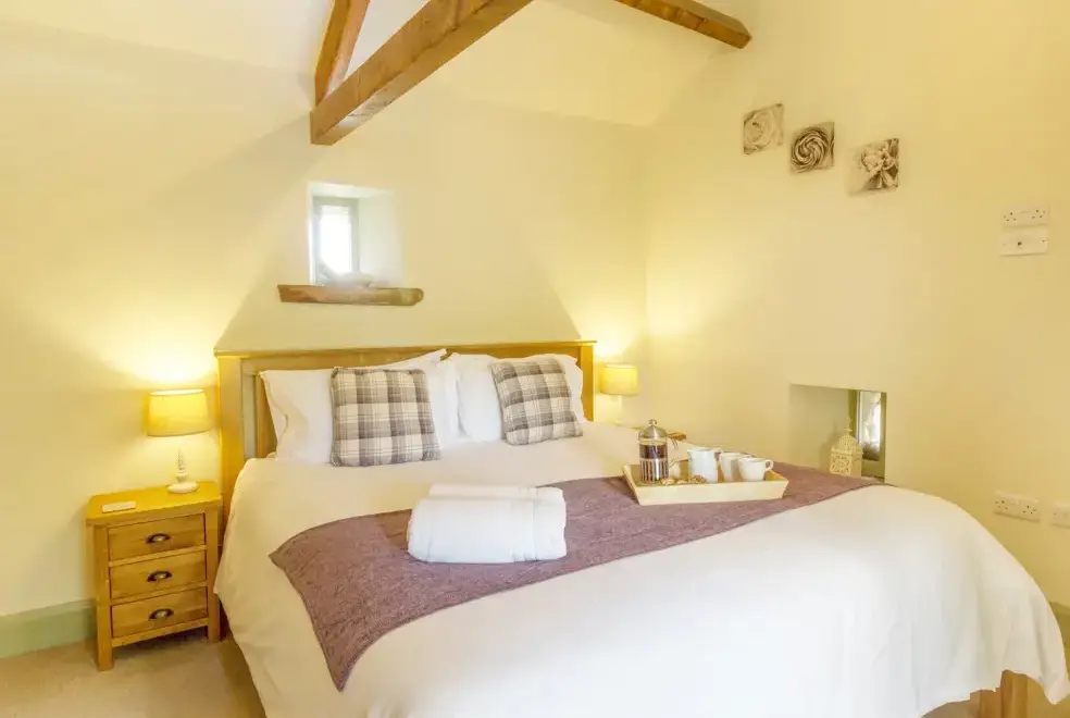 Bedroom at Cobblers Barn