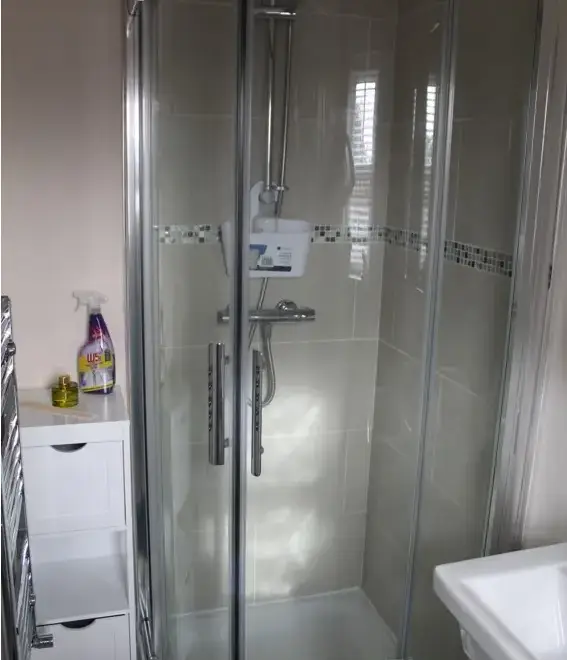 Shower room at Coddiwomple