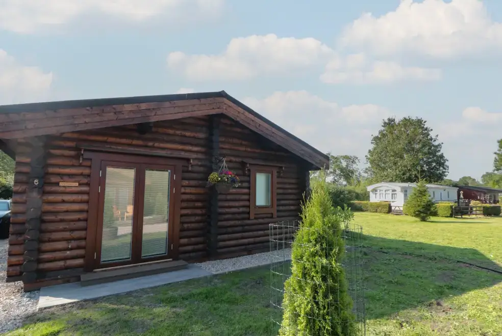 Coldmoor Lodge 6, from the outside