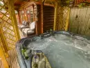 Private Hot Tub at Cornfield - thumbnail photo