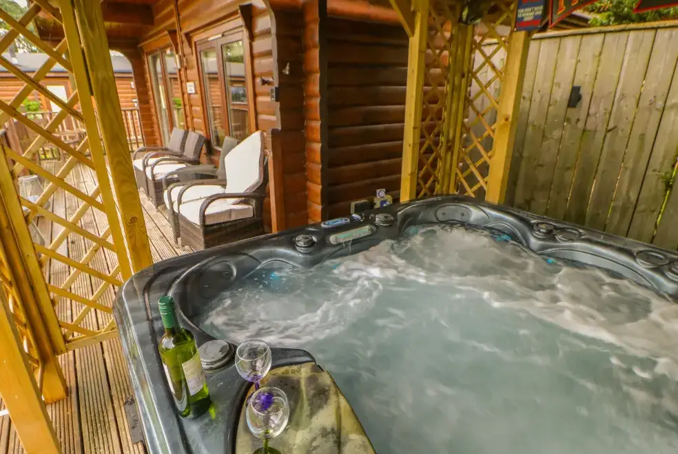 Private Hot Tub at Cornfield