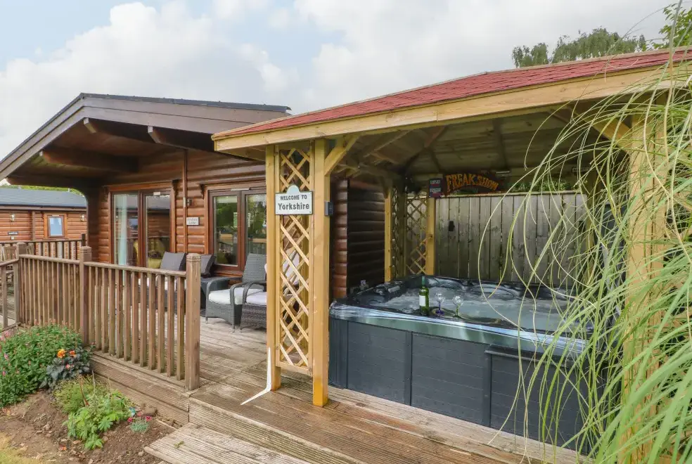 Private Hot Tub at Cornfield