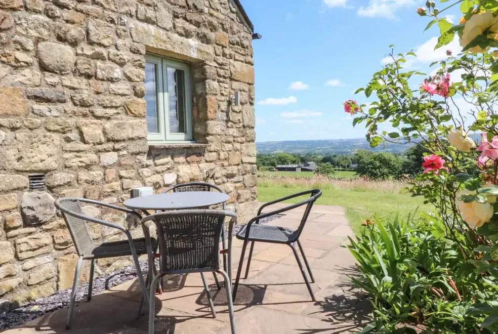 Patio area at Cottam Cottage Farm