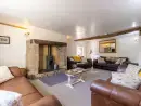 Lounge at Court Farmhouse - thumbnail photo
