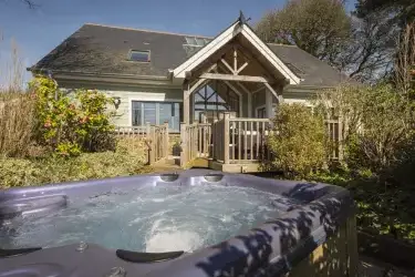 Court Lodge, Hillfield Village, Dartmouth, Devon