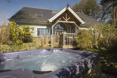 Private Hot Tub at Court Lodge, Hillfield Village, Devon