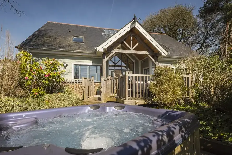 Private Hot Tub at Court Lodge, Hillfield Village