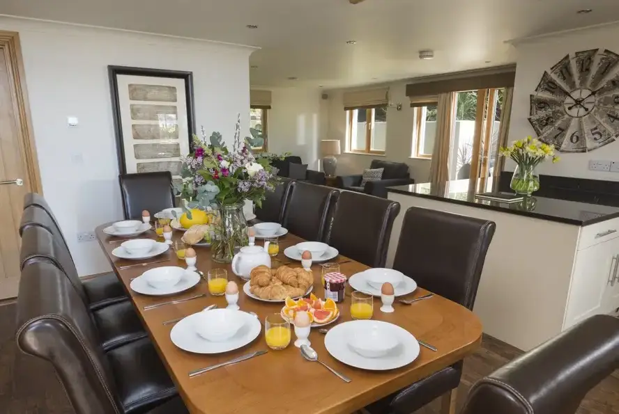 Dining room at Court Lodge, Hillfield Village
