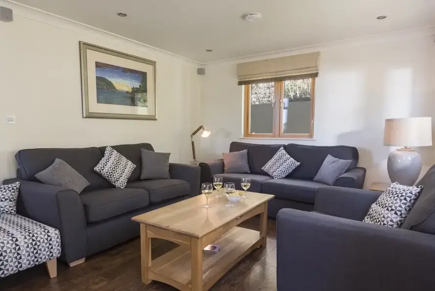  at Court Lodge, Hillfield Village