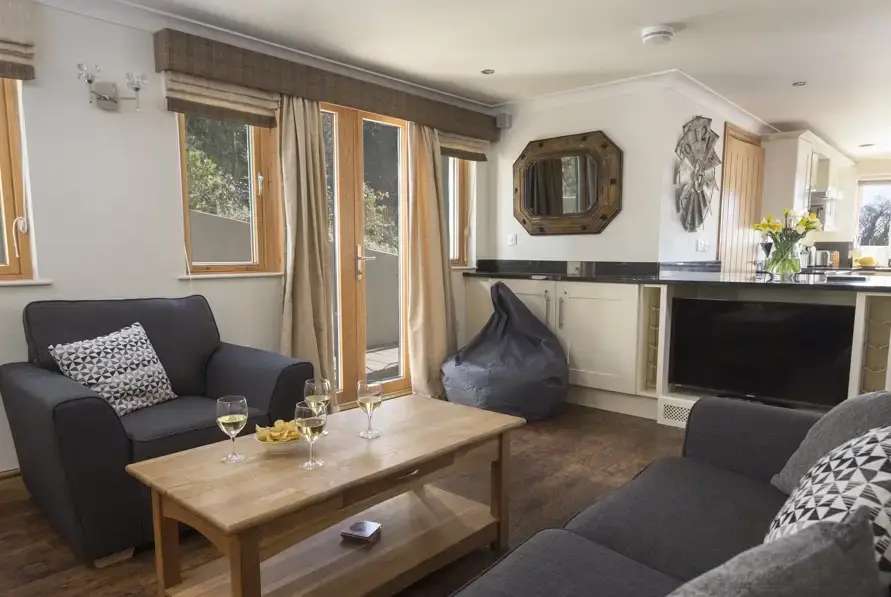  at Court Lodge, Hillfield Village