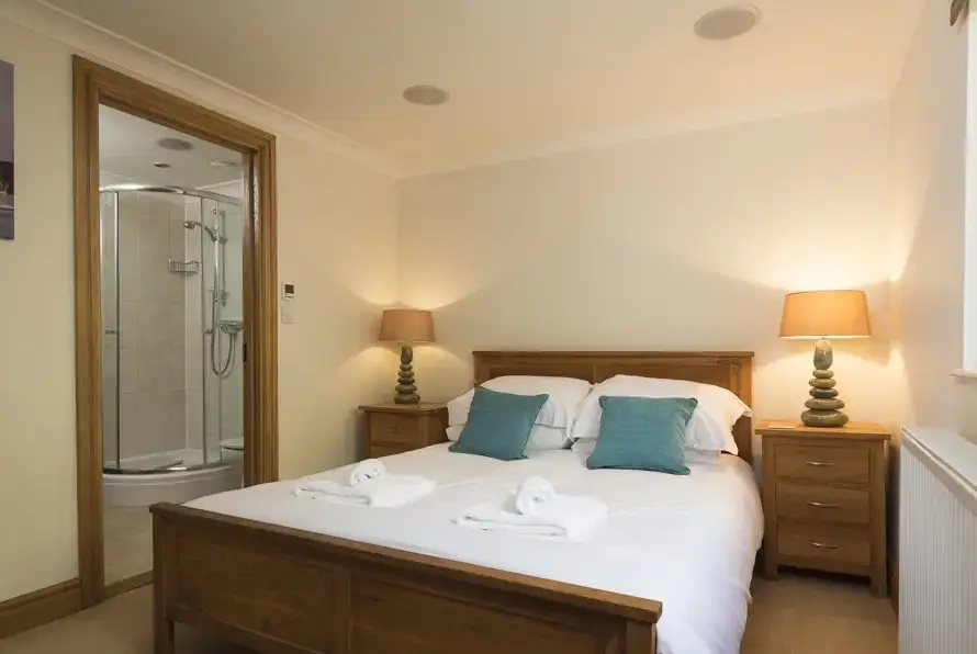  at Court Lodge, Hillfield Village