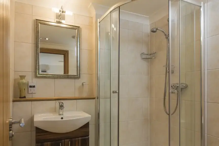  at Court Lodge, Hillfield Village