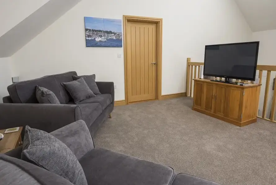  at Court Lodge, Hillfield Village