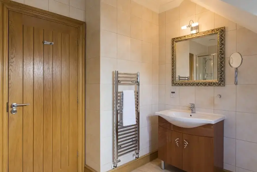  at Court Lodge, Hillfield Village