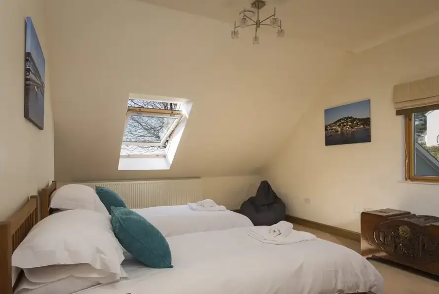  at Court Lodge, Hillfield Village