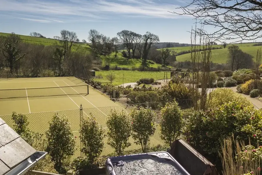  at Court Lodge, Hillfield Village