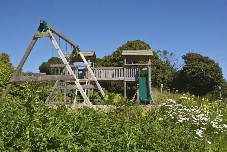  at Court Lodge, Hillfield Village