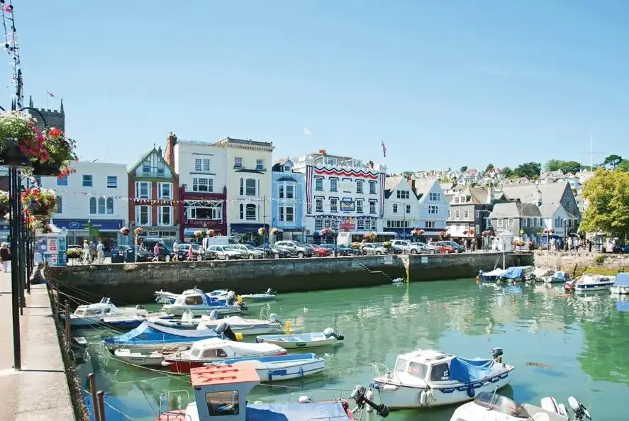  at Court Lodge, Hillfield Village