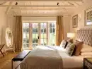 Super king-size bedroom at Courtyard Cottage - thumbnail photo