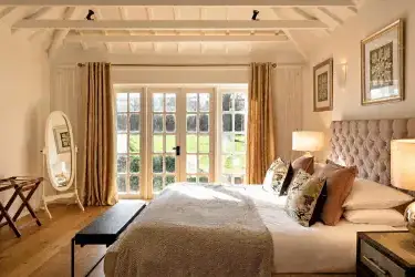 Courtyard Cottage, Herefordshire, Heart of England