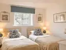 Twin bedroom at Courtyard Cottage - thumbnail photo