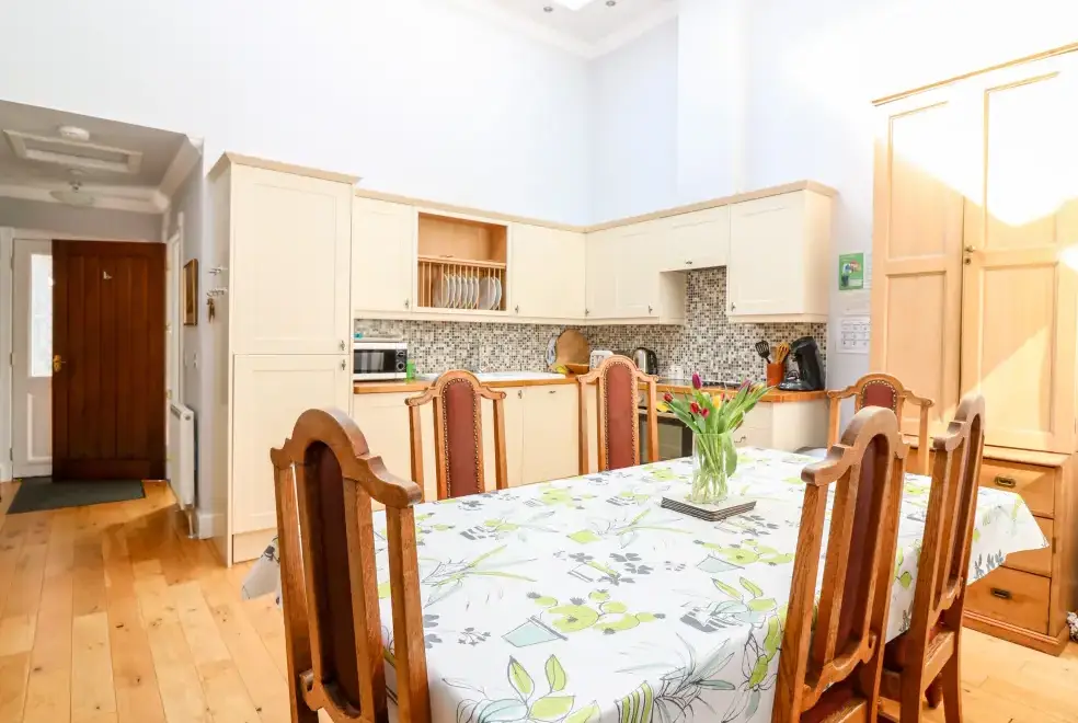 Kitchen/diner at Courtyard Family Cottage, Central Scotland 